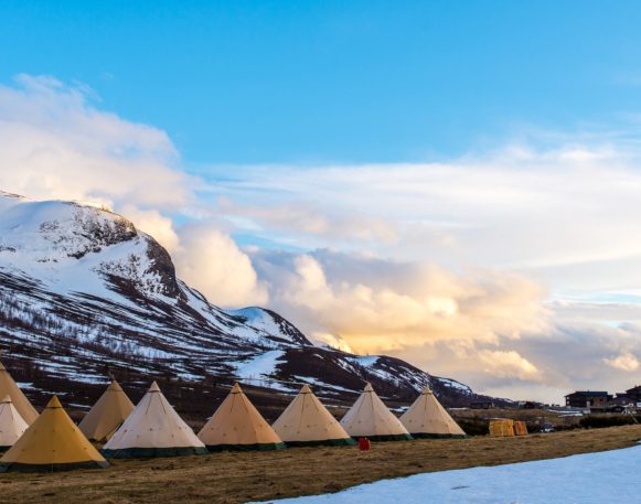 Tentipi lavvoar ved Raubergstulen