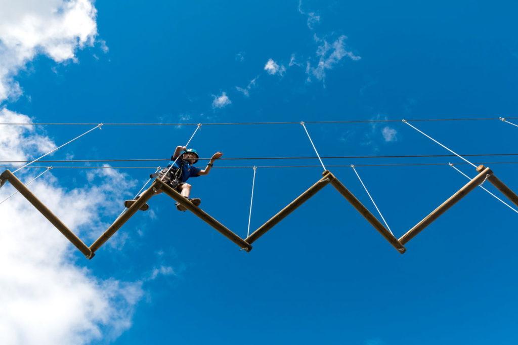 Lom aktivitetspark klatreløype